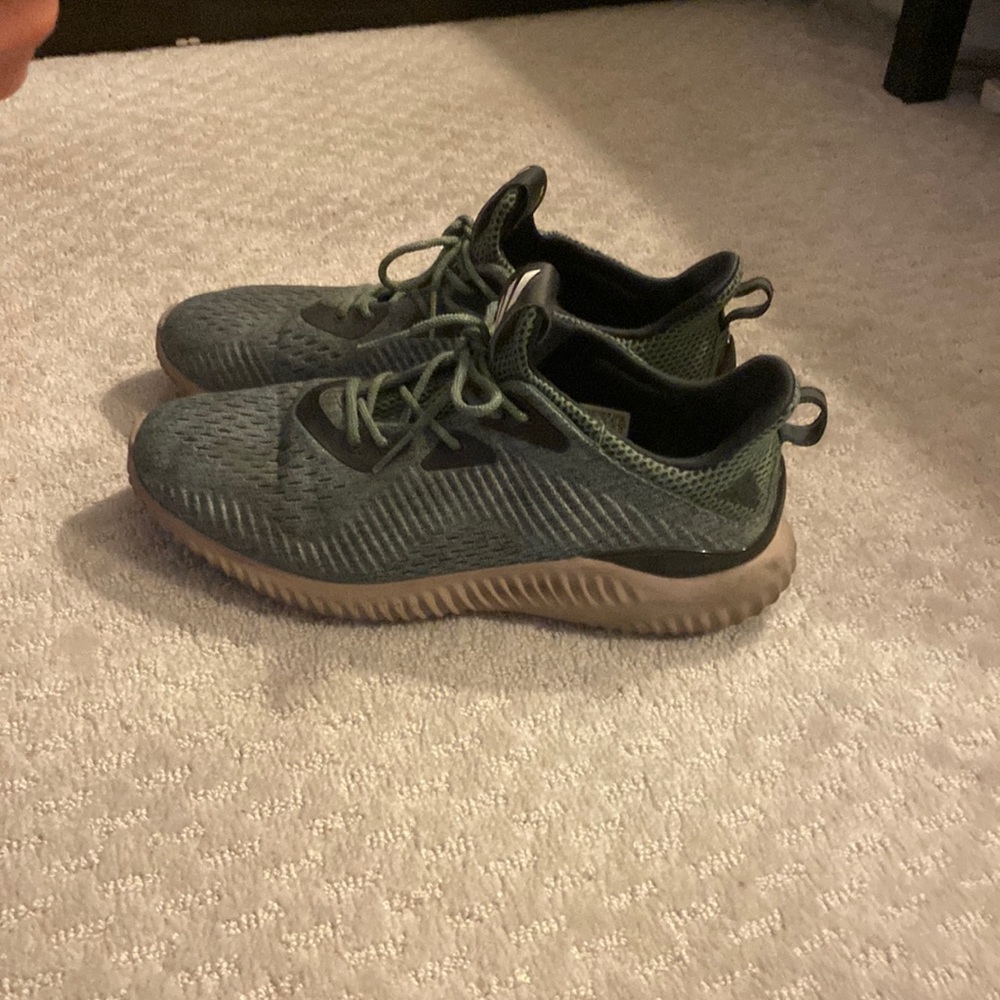Adidas Alpha Bounce
